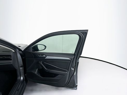 Used 2025 Volkswagen Jetta S FWD image 29