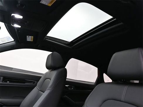 New 2025 Honda Civic Sport image 17