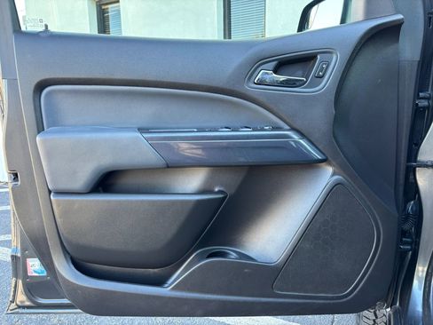 Used 2016 Chevrolet Colorado Z71 image 35