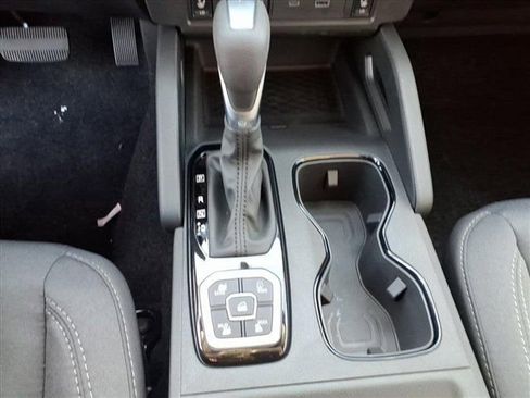 New 2026 Nissan Frontier SV w/ SV Convenience Package image 14