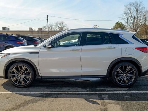 Used 2020 INFINITI QX50 Essential w/ Edition 30 Package image 4