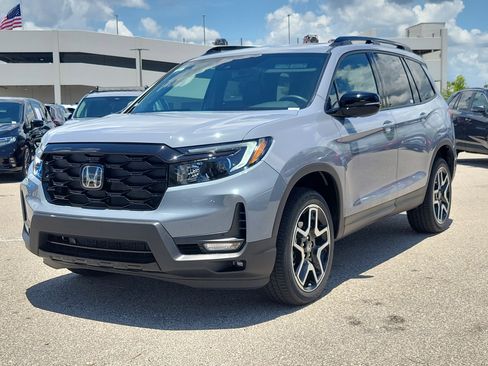 Used 2023 Honda Passport Elite image 3