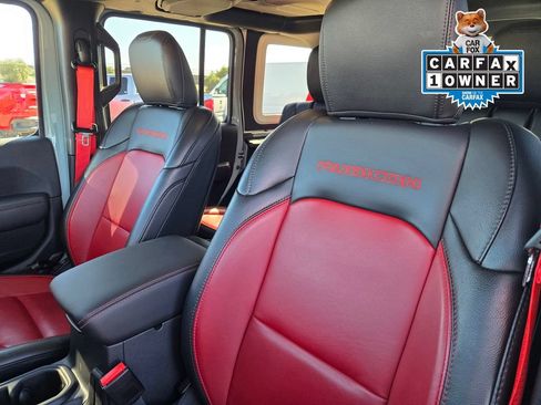 Used 2023 Jeep Wrangler Unlimited Rubicon 4xe AWD/4WD image 15