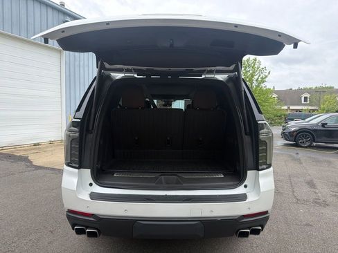 Used 2025 Chevrolet Tahoe High Country w/ Sun And Tow Package AWD/4WD image 8
