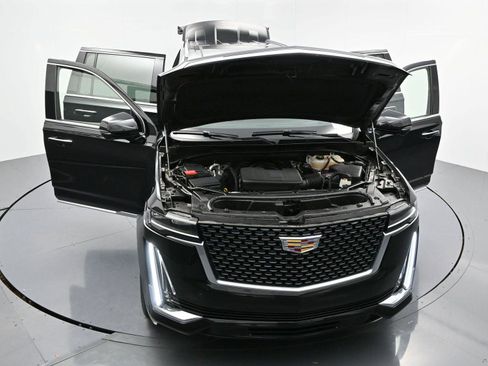 Certified 2023 Cadillac Escalade ESV Premium Luxury image 51