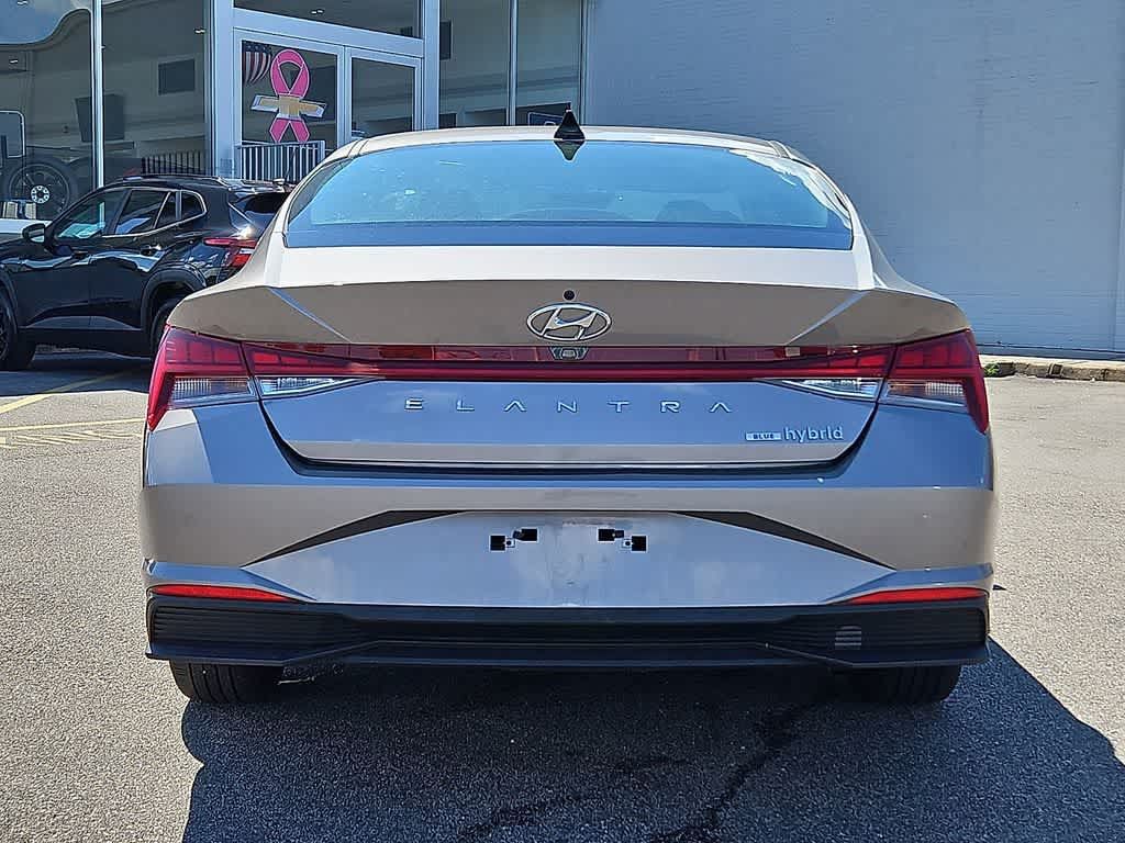 Used 2023 Hyundai Elantra Blue FWD image 5