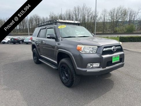 Used 2010 Toyota 4Runner SR5 AWD/4WD image 3