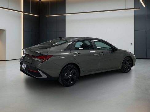 Certified 2026 Hyundai Elantra Sport FWD image 7