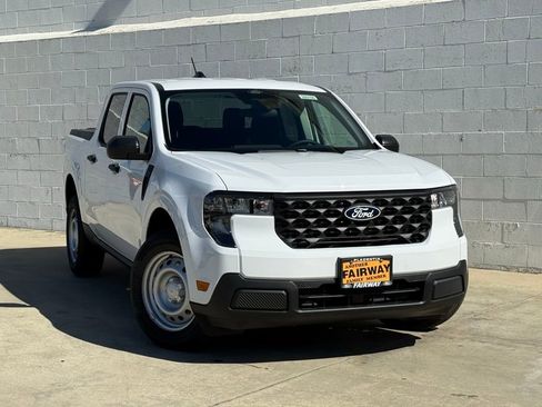 New 2026 Ford Maverick XL image 3