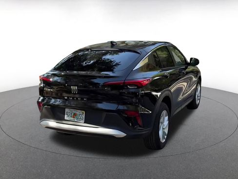 Used 2025 Buick Envista Preferred image 14