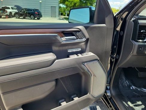 Used 2025 GMC Sierra 1500 Denali w/ Denali Reserve Package AWD/4WD image 20