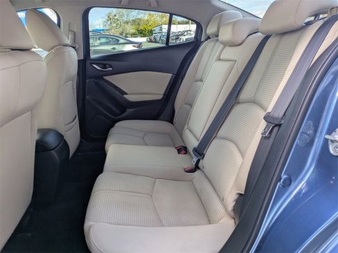 Used 2017 MAZDA MAZDA3 Sport w/ Preferred Equipment Package image 11