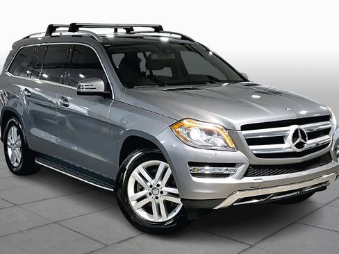 Used 2016 Mercedes-Benz GL 450 4MATIC image 2