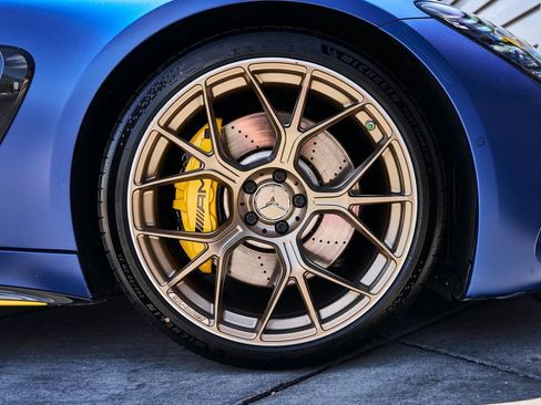 Used 2024 Mercedes-Benz AMG GT 63 image 28
