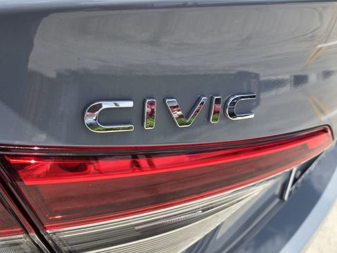 Used 2024 Honda Civic Sport image 14