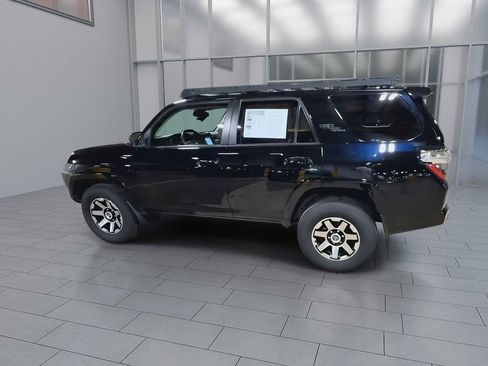Used 2023 Toyota 4Runner TRD Off-Road Premium w/ Moonroof Package AWD/4WD image 6