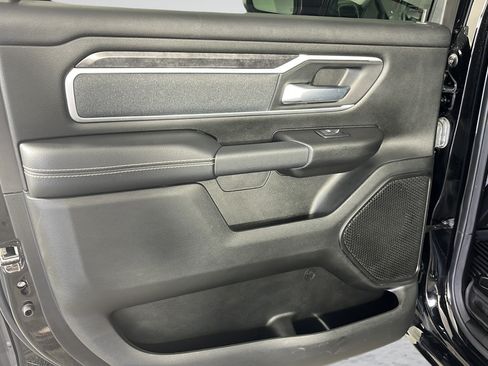 Used 2022 RAM 1500 Big Horn AWD/4WD image 11