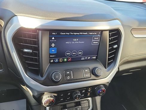 Used 2023 GMC Acadia SLE w/ Driver Convenience Package image 18