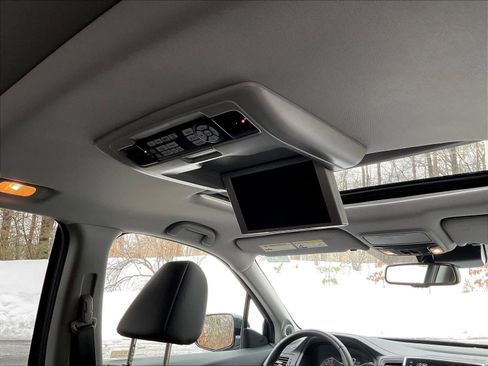 Used 2018 Honda Pilot Elite image 32