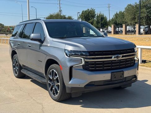 Used 2022 Chevrolet Tahoe RST w/ Luxury Package RWD image 1