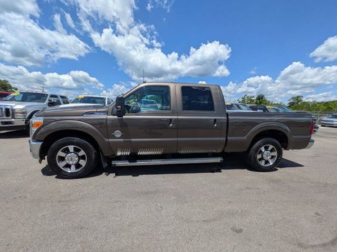 Used 2015 Ford F350 Lariat w/ Lariat Ultimate Package RWD image 2