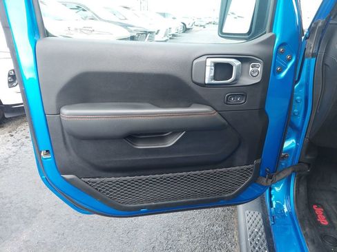 Used 2021 Jeep Gladiator Mojave image 12