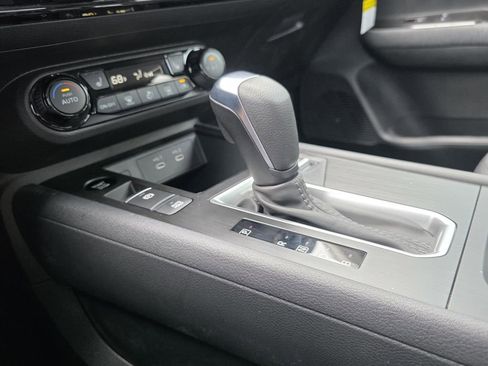 New 2026 Nissan Kicks SV w/ SV Premium Package FWD image 19