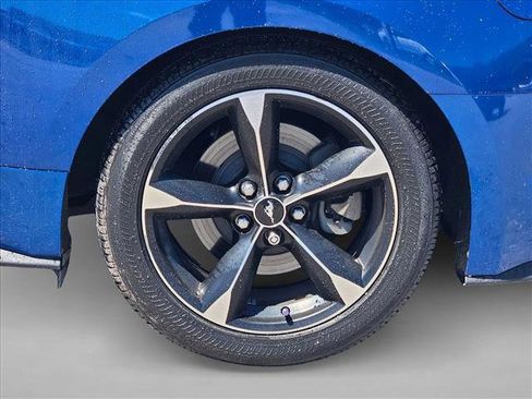 Used 2018 Ford Mustang Convertible w/ Equipment Group 101A image 4