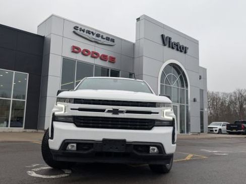 Used 2021 Chevrolet Silverado 1500 RST AWD/4WD image 2