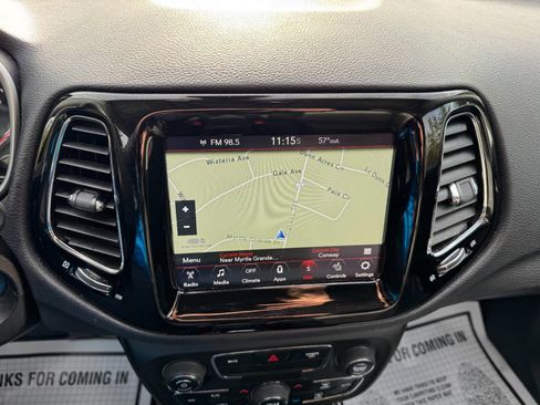 Used 2018 Jeep Compass Limited w/ Navigation Group image 24