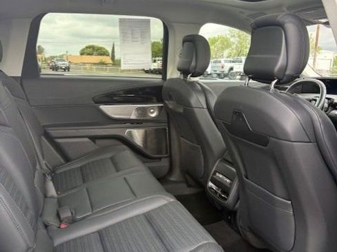 Used 2026 Lincoln Nautilus Reserve AWD/4WD image 20