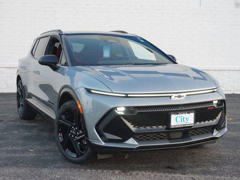 New 2026 Chevrolet Equinox EV RS FWD image 4