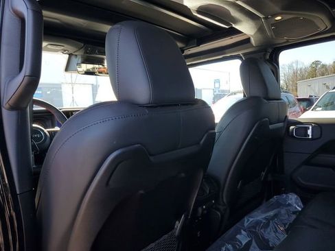 New 2026 Jeep Wrangler Unlimited Rubicon 392 image 12