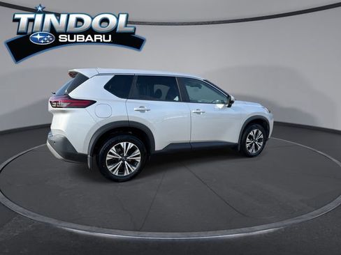 Used 2023 Nissan Rogue SV FWD image 9