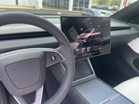 Used 2026 Tesla Model Y Performance AWD/4WD image 5