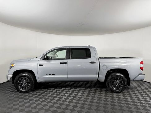 Used 2021 Toyota Tundra SR5 w/ Trail Edition AWD/4WD image 18