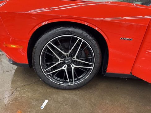 Used 2016 Dodge Challenger R/T Plus RWD image 8