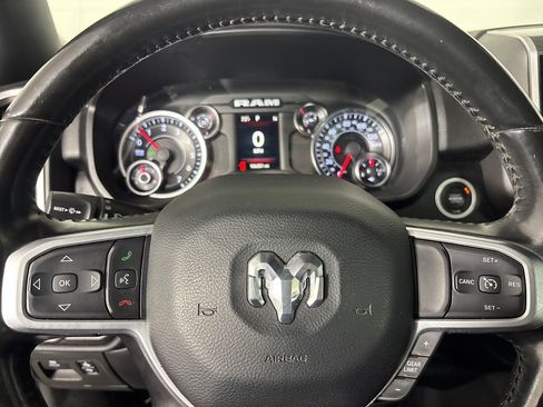 Used 2022 RAM 1500 Big Horn AWD/4WD image 14