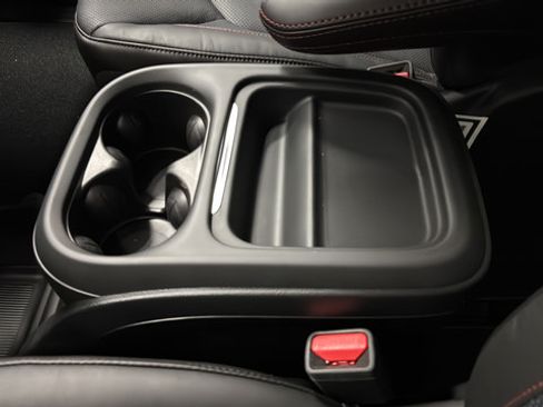 New 2027 Chrysler Pacifica Select FWD image 18