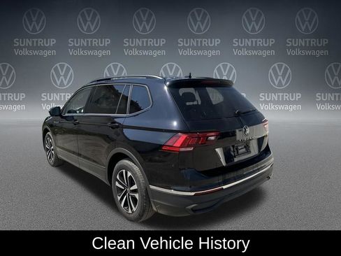 Used 2024 Volkswagen Tiguan S image 3