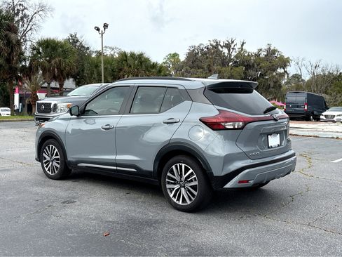 Used 2024 Nissan Kicks SR image 28