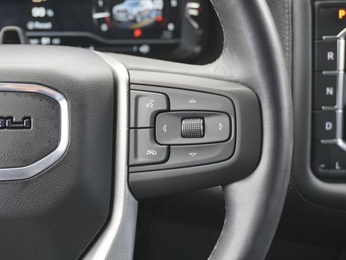 Used 2023 GMC Yukon XL Denali AWD/4WD image 13