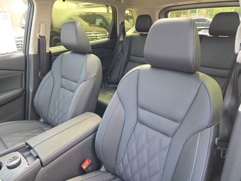 New 2026 Nissan Rogue Platinum AWD/4WD image 9