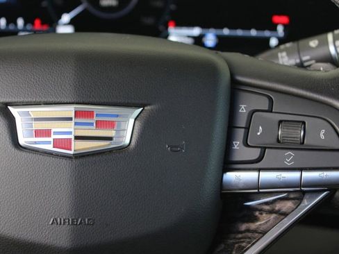 Used 2021 Cadillac Escalade Premium Luxury w/ Driver Assist Tech Package AWD/4WD image 37