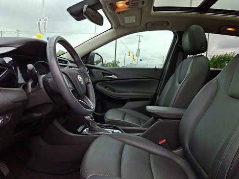 Used 2023 Buick Encore GX Essence w/ Experience Buick Package FWD image 13
