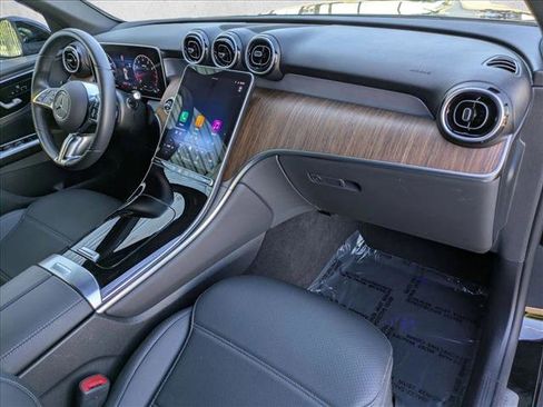 Certified 2025 Mercedes-Benz GLC 300 image 23