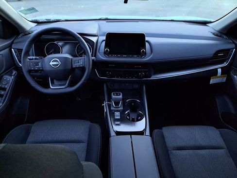 New 2026 Nissan Rogue SV FWD image 6