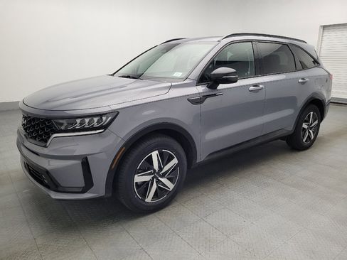 Used 2022 Kia Sorento EX FWD image 2