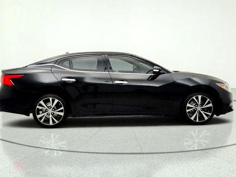 Used 2018 Nissan Maxima 3.5 SV FWD image 4