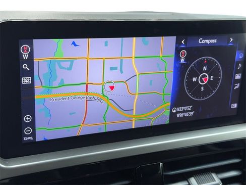 Used 2023 Lexus GX 460 Premium w/ Accessory Package image 24